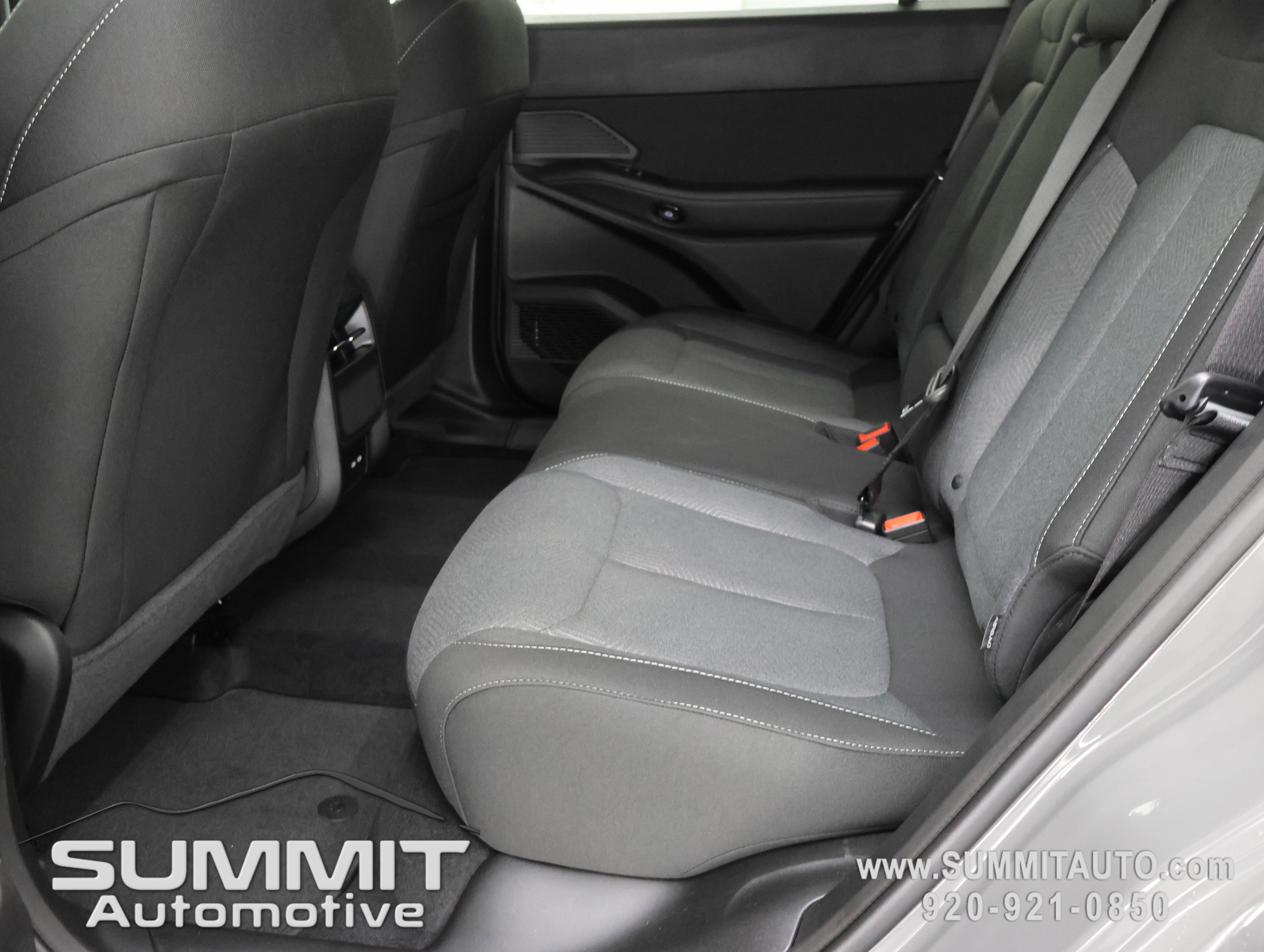 New 2026 Jeep Cherokee Laredo image 8