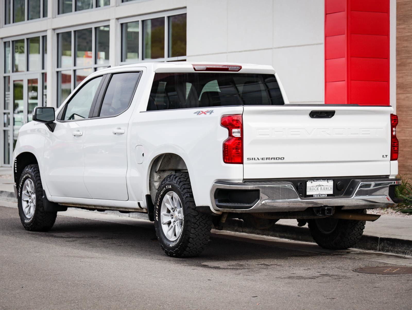 Used 2023 Chevrolet Silverado 1500 LT w/ Work Truck Package AWD/4WD image 6