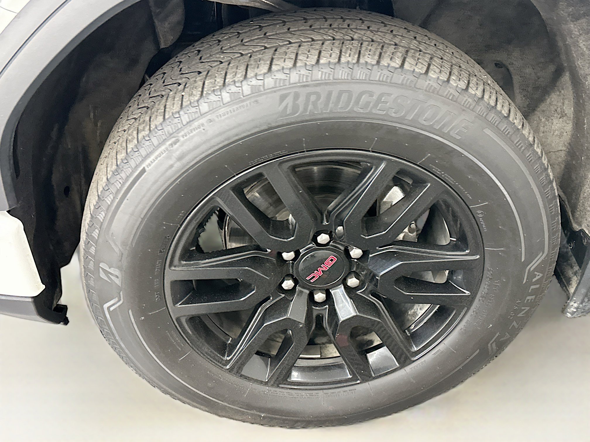 Used 2024 GMC Sierra 1500 Elevation image 11