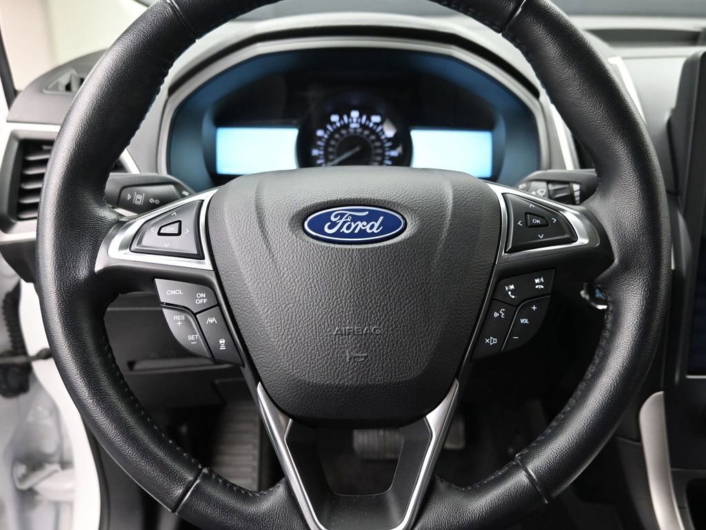 Used 2023 Ford Edge SEL w/ Convenience Package image 13