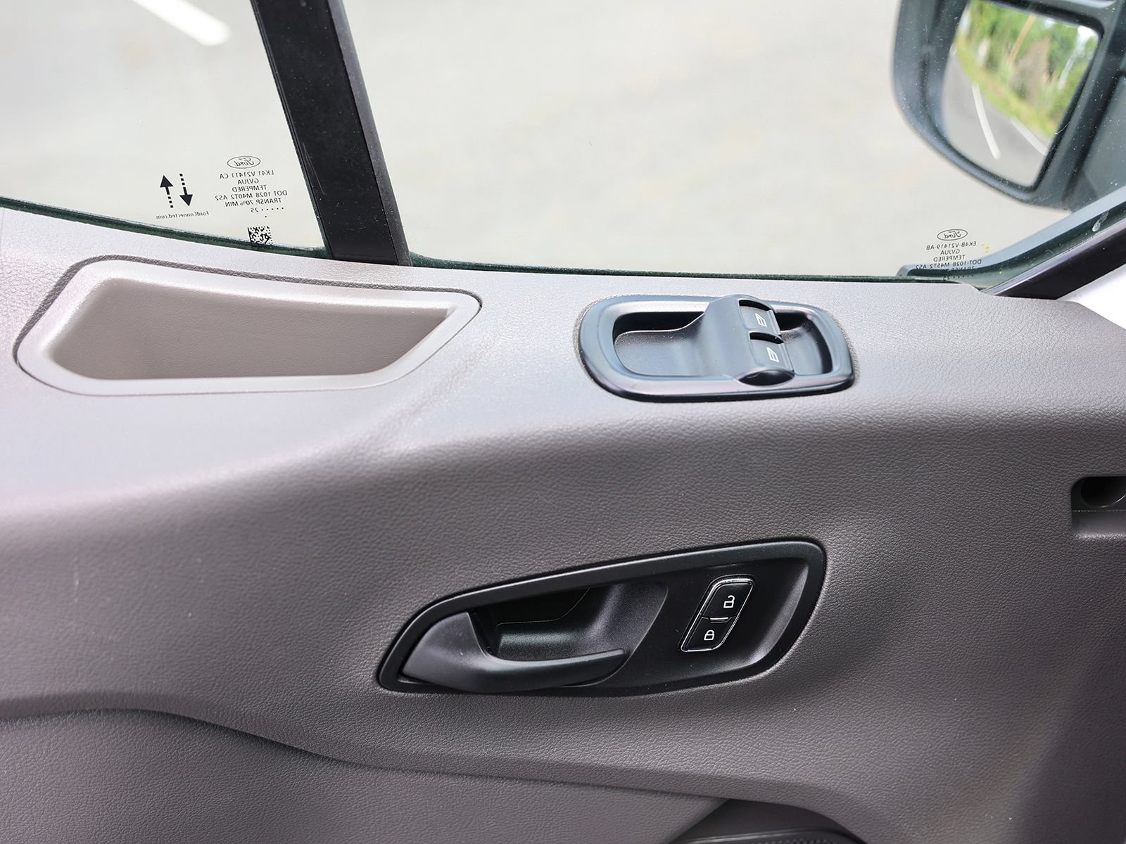 Used 2025 Ford Transit 350 XLT RWD image 34