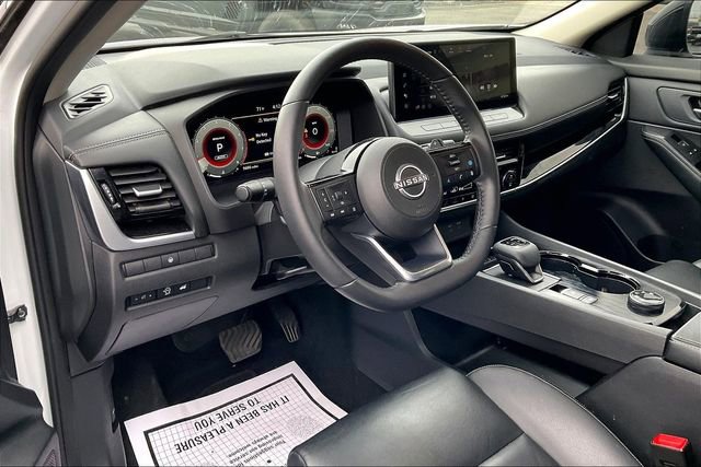 Used 2024 Nissan Rogue SL w/ SL Premium Package image 13