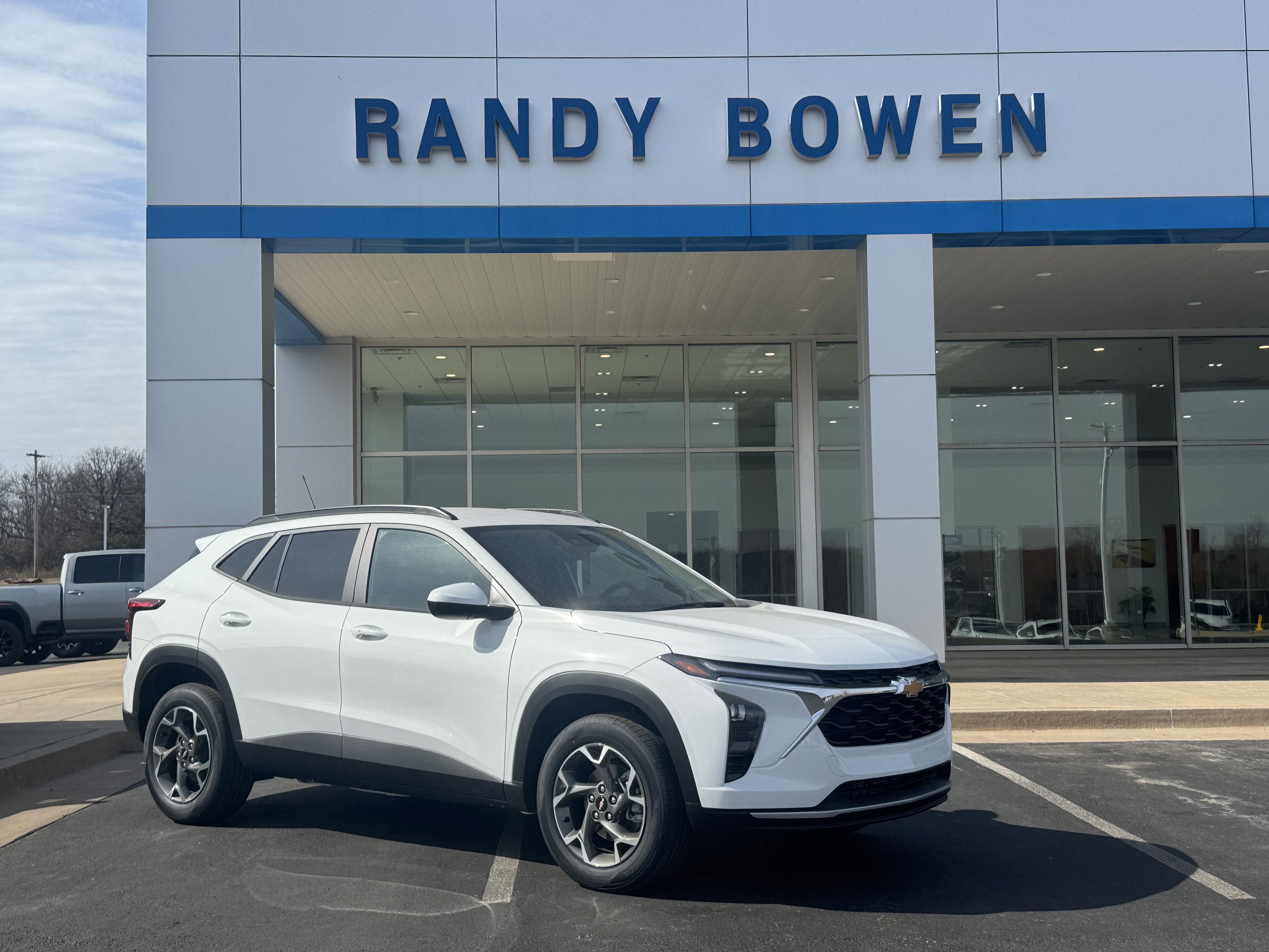 New 2026 Chevrolet Trax LT w/ Driver Confidence Package image 1