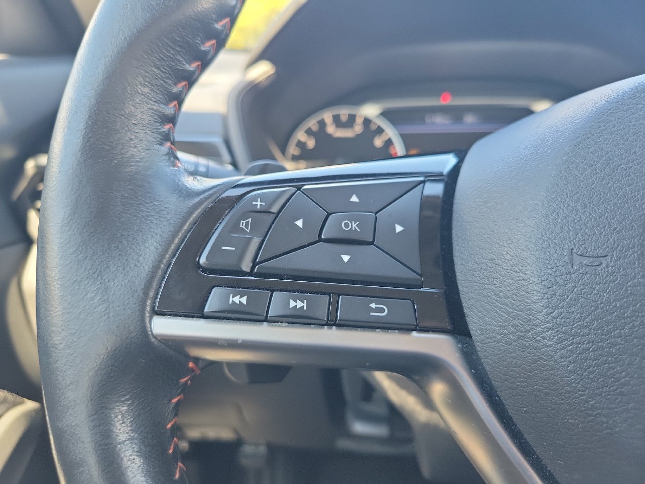 Used 2023 Nissan Altima 2.5 SR w/ SR Premium Package FWD image 18