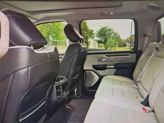 Used 2023 RAM 1500 Limited AWD/4WD image 9
