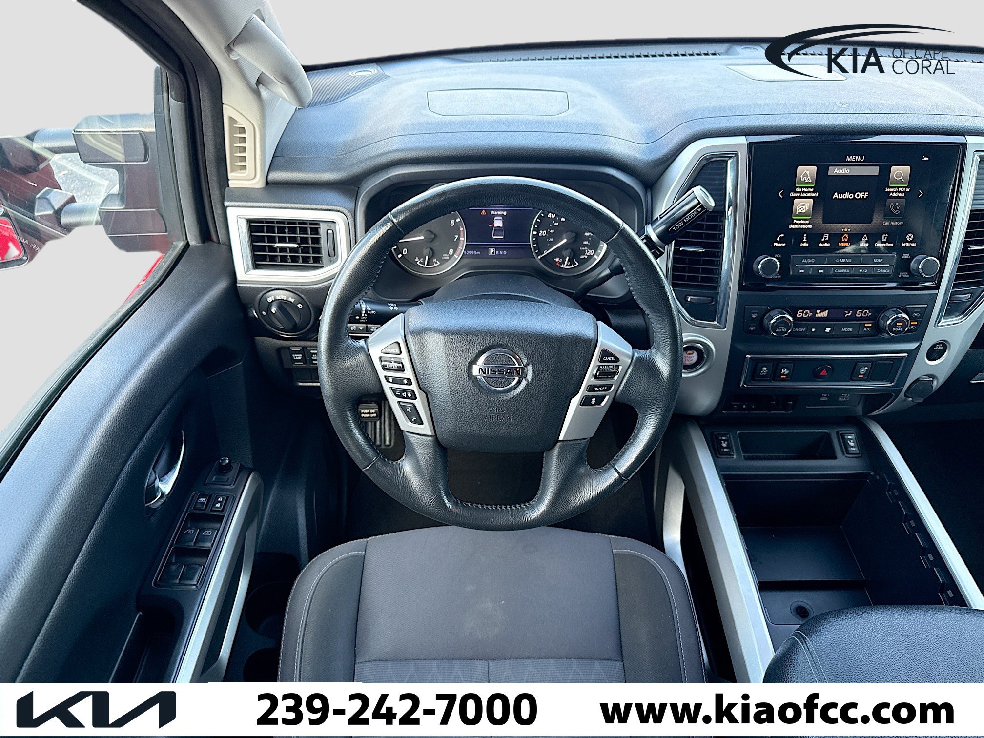 Used 2021 Nissan Titan SV w/ SV Convenience Package image 16