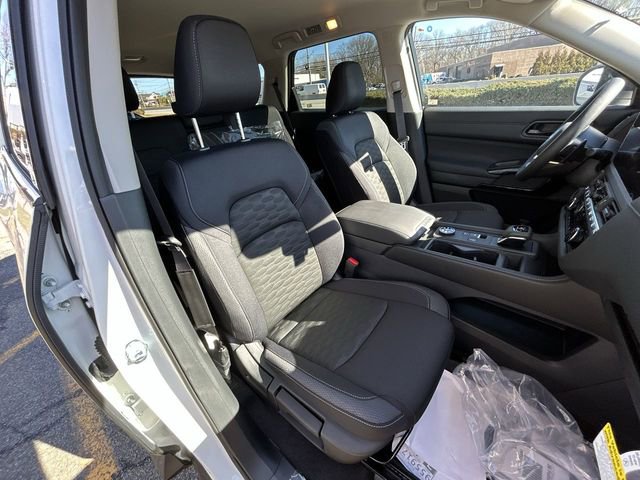 New 2026 Nissan Pathfinder S AWD/4WD image 14