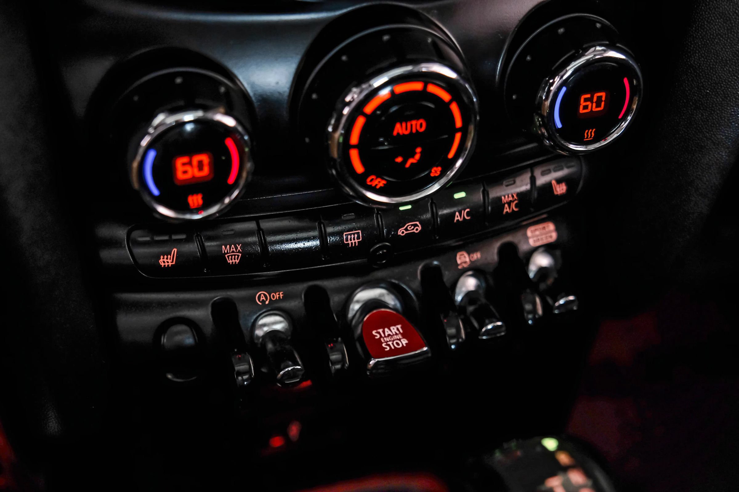 Used 2019 MINI Cooper S w/ Premium Package FWD image 25