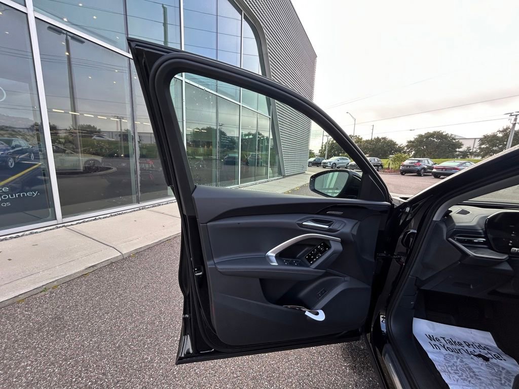 New 2025 Audi Q5 Premium Plus image 61