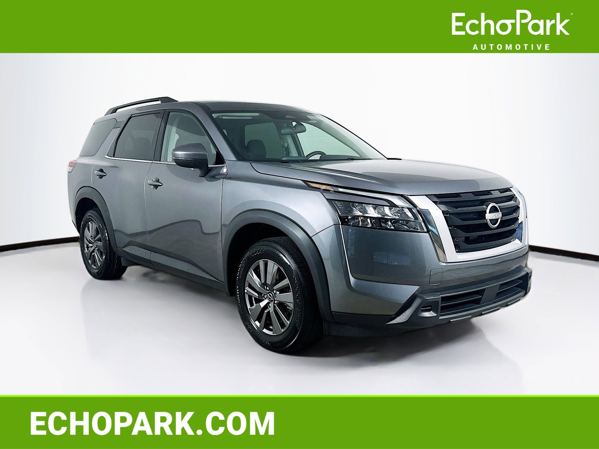 Used 2025 Nissan Pathfinder SV