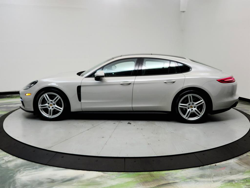Used 2020 Porsche Panamera 4 image 8