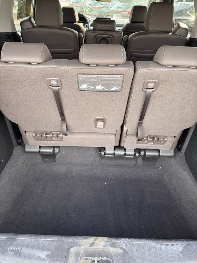 Used 2021 Honda Odyssey Touring image 15