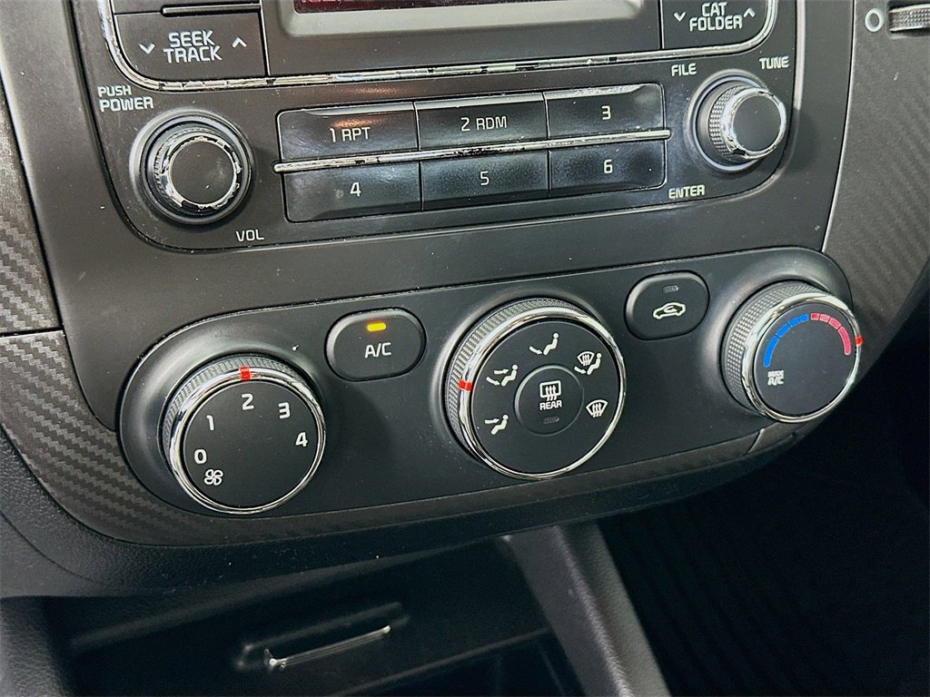 Used 2015 Kia Forte EX image 14