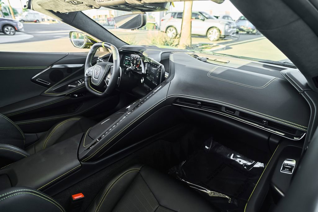 Used 2023 Chevrolet Corvette Stingray Premium Conv RWD image 21