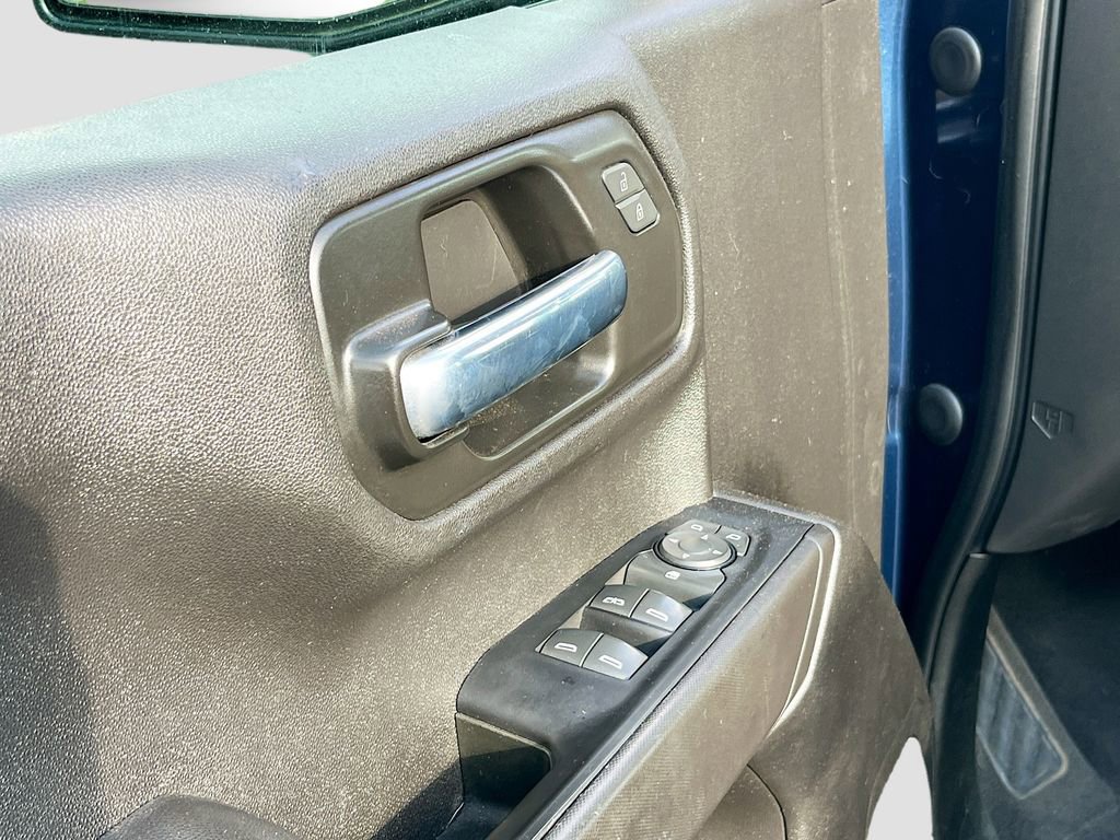 Used 2022 Chevrolet Silverado 1500 Custom image 17