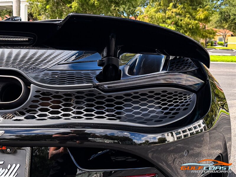 Used 2024 McLaren 750S Spider RWD image 50