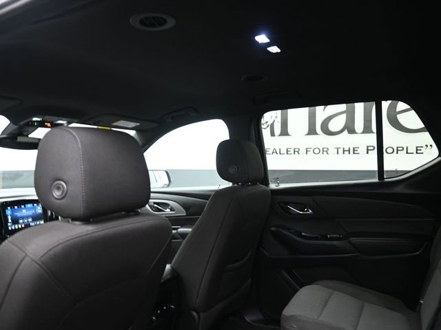 Used 2023 Chevrolet Traverse LT image 25