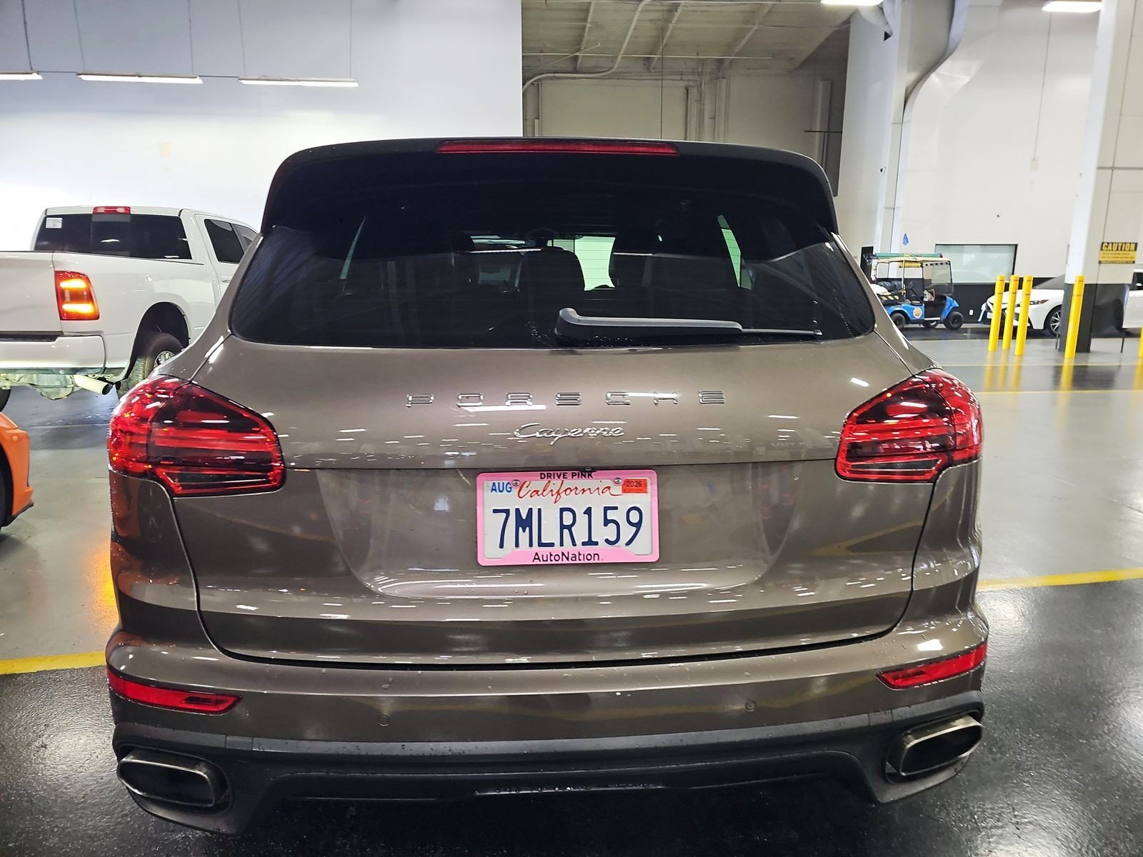 Used 2016 Porsche Cayenne w/ Premium Package image 5