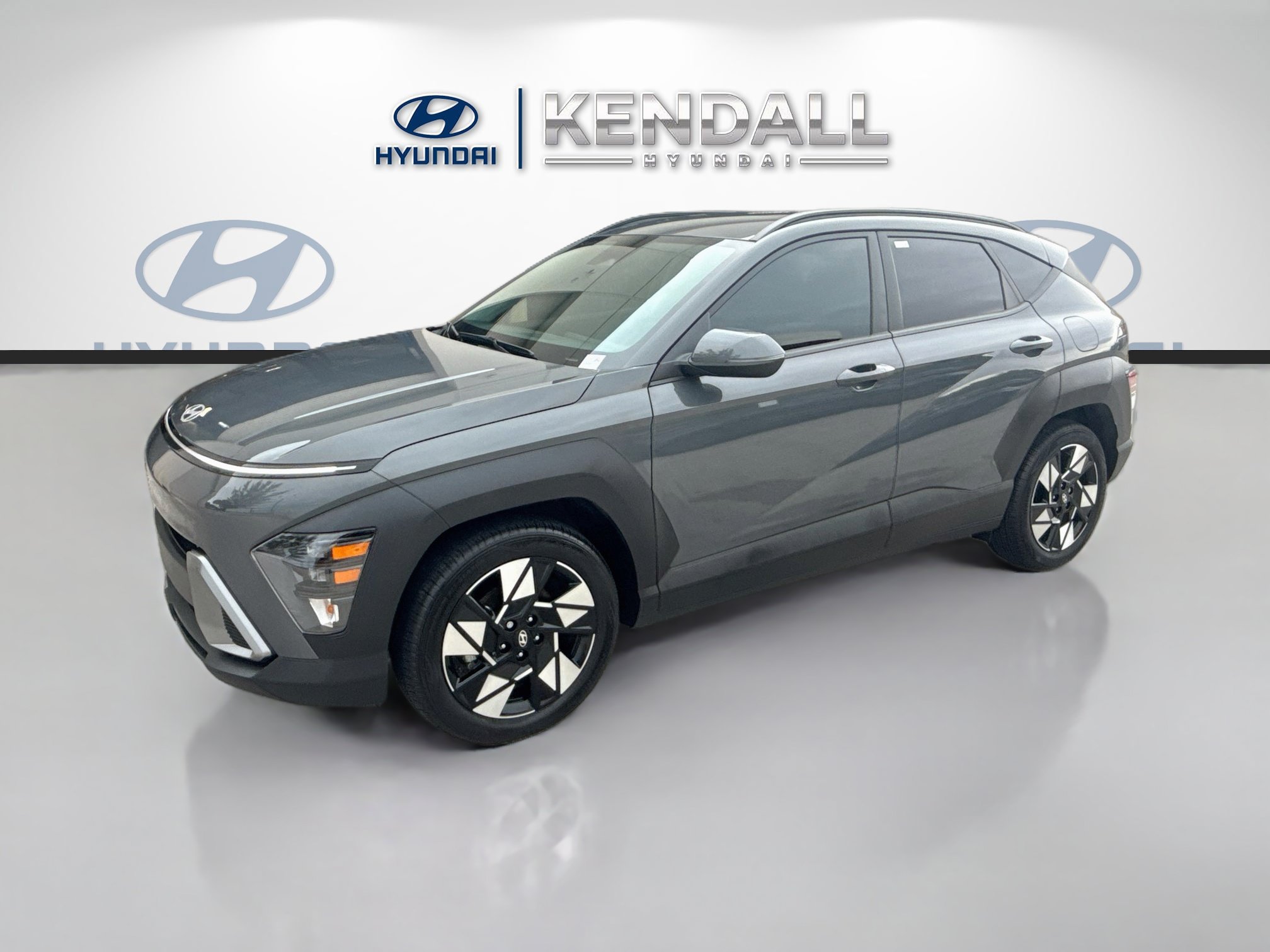 Used 2025 Hyundai Kona SEL FWD image 3