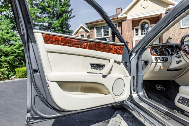 Used 2014 Bentley Flying Spur W12 AWD/4WD image 47