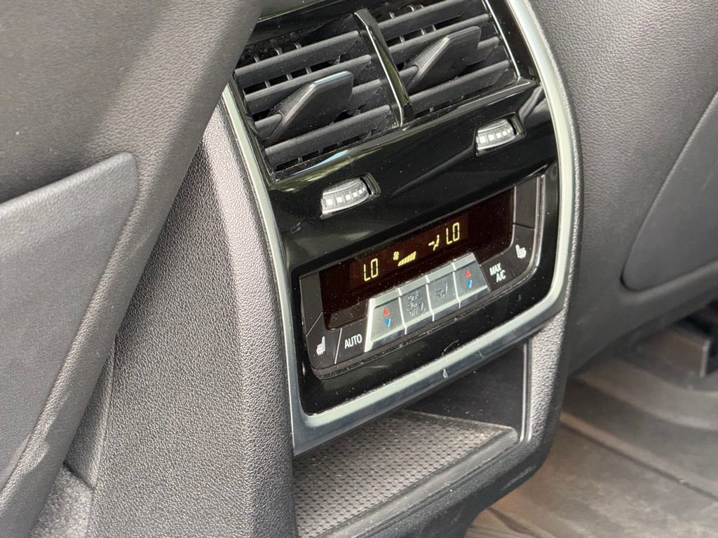 Used 2021 BMW X5 M50i w/ Executive Package AWD/4WD image 19