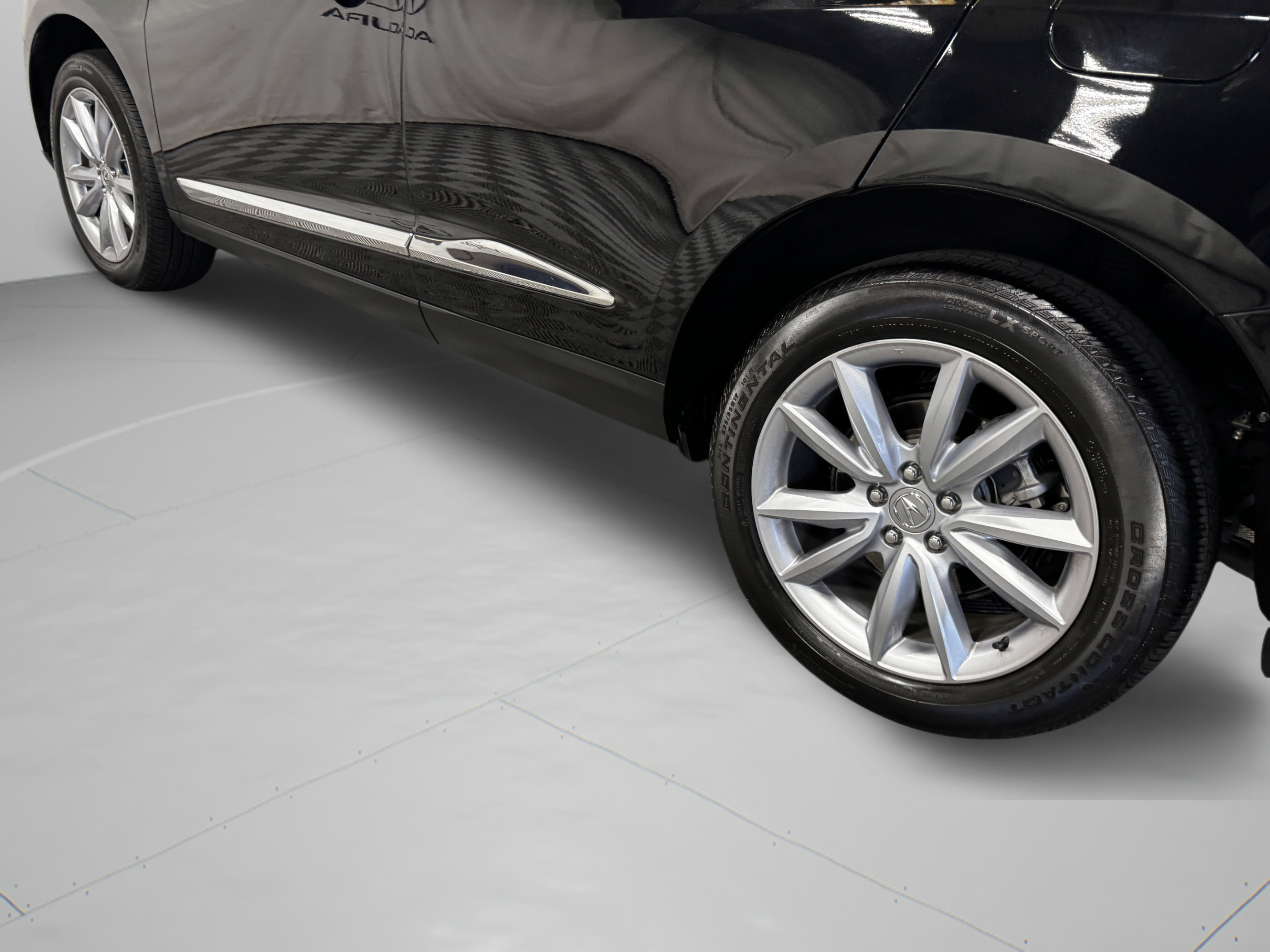 Used 2024 Acura RDX SH-AWD image 45