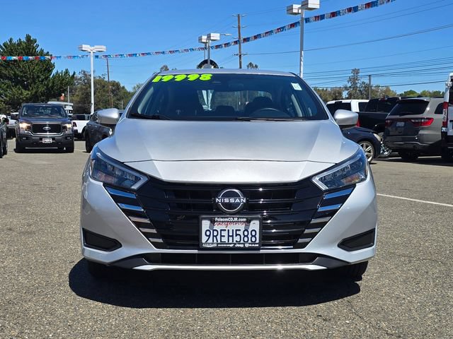 Used 2025 Nissan Versa SV FWD image 2