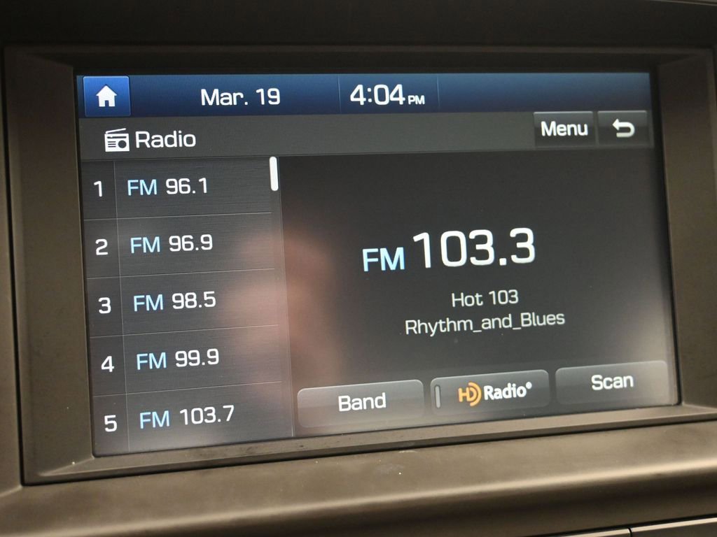 Used 2020 Hyundai Elantra SEL w/ Winter Weather Package image 18