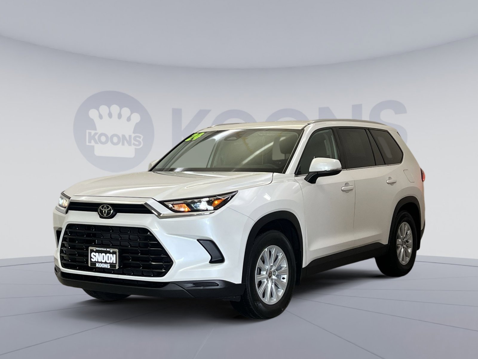Used 2024 Toyota Grand Highlander AWD image 4
