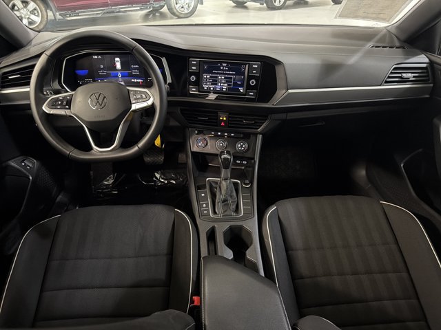 Certified 2022 Volkswagen Jetta Sport FWD image 25