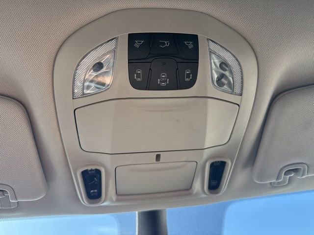 Used 2024 Chrysler Pacifica Limited image 27