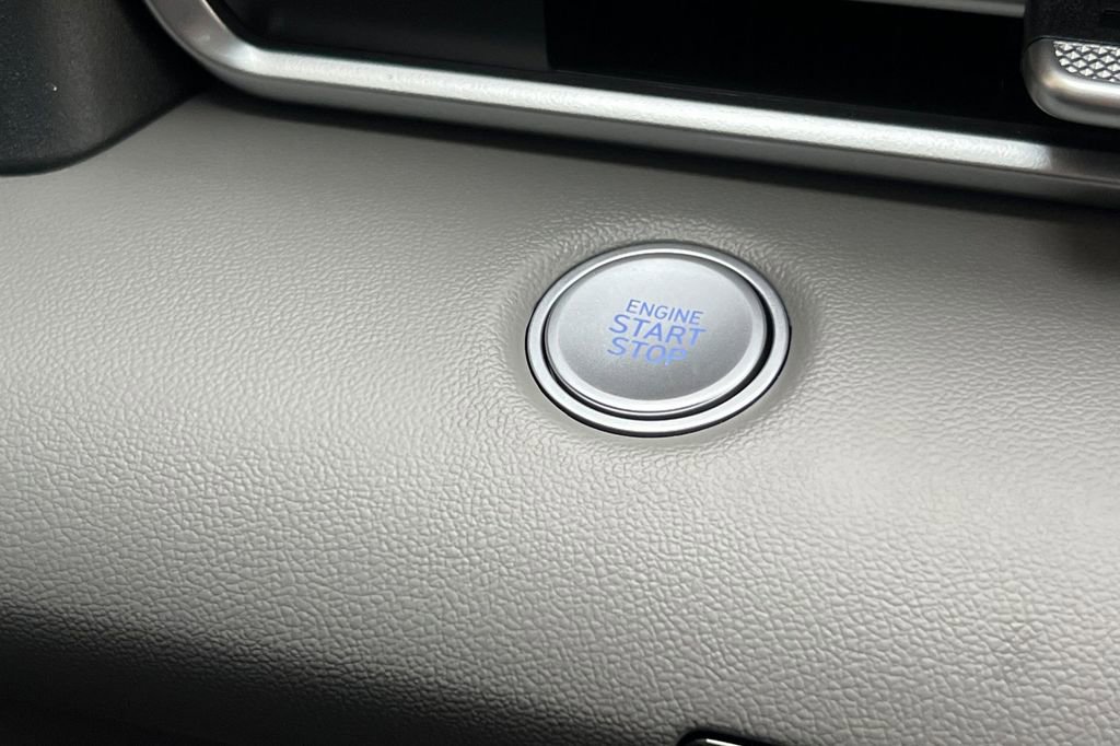 New 2026 Hyundai Elantra Sport image 19