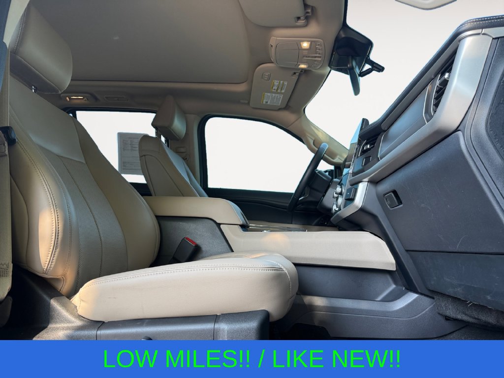 Used 2024 Ford Expedition XLT AWD/4WD image 15