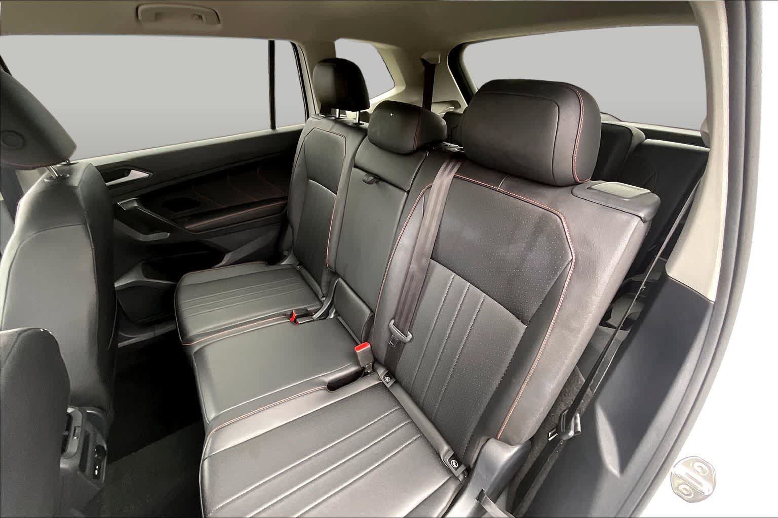 Used 2024 Volkswagen Tiguan Wolfsburg Edition FWD image 19