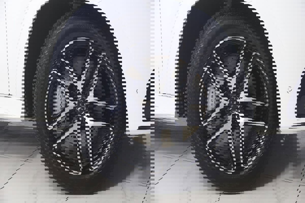 Used 2024 Mercedes-Benz GLE 53 AMG 4MATIC Coupe image 16