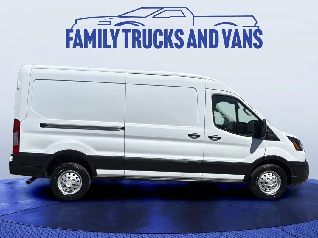 Used 2023 Ford Transit 250 Medium Roof AWD w/ Load Area Protection Package image 6