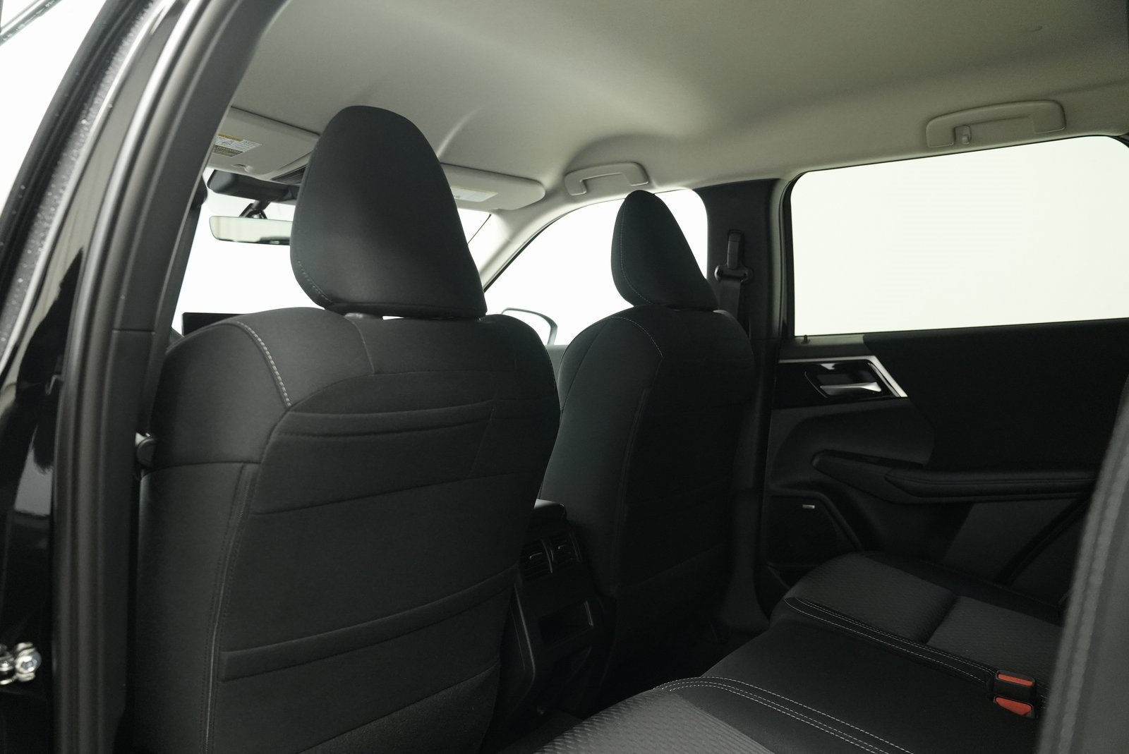 Used 2025 Mitsubishi Outlander ES image 19