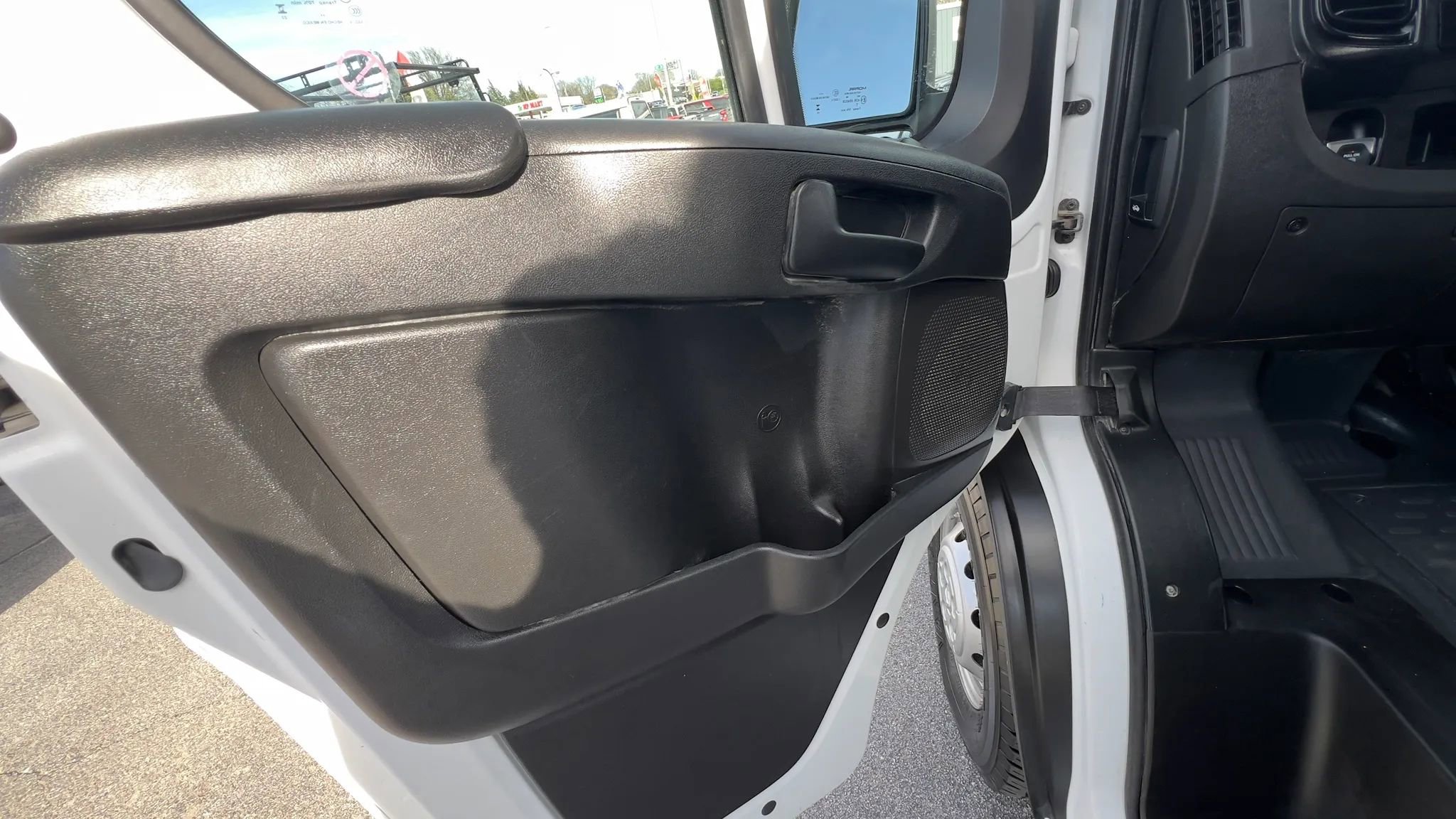 Used 2023 RAM ProMaster 2500 FWD image 16