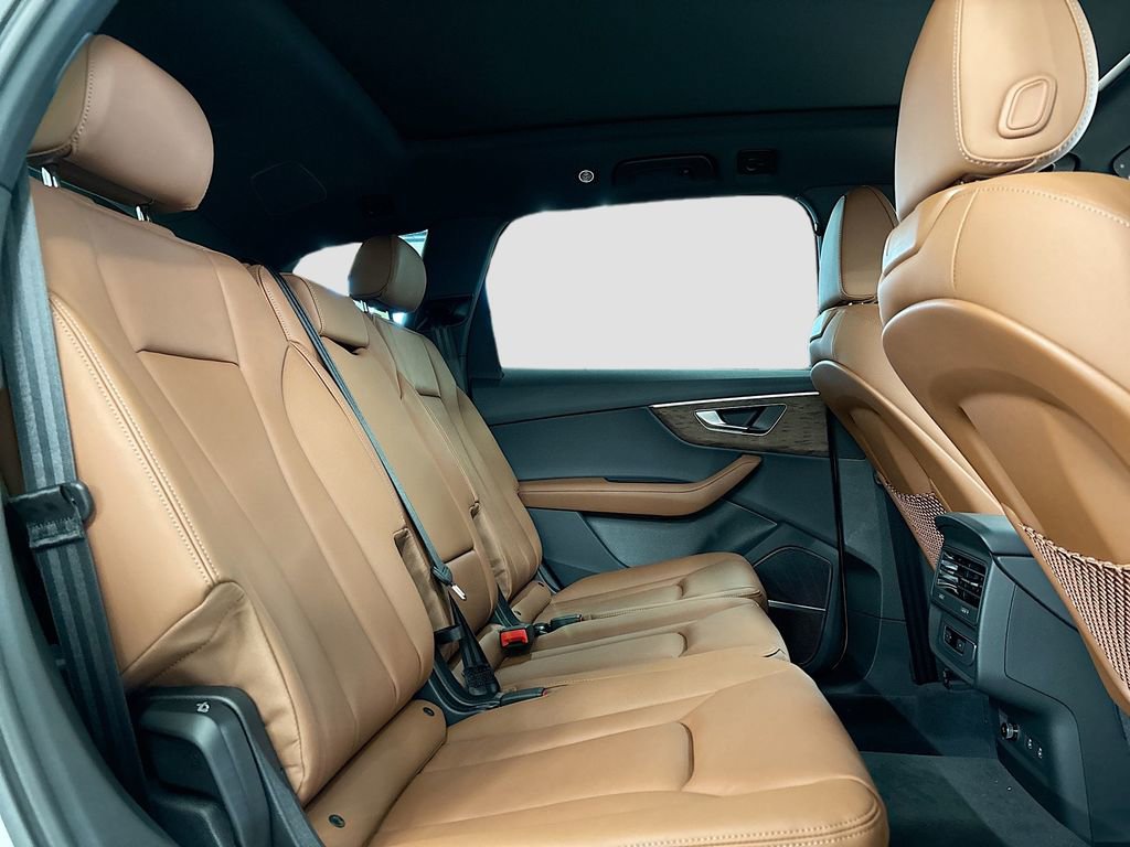 New 2026 Audi Q7 2.0T Premium Plus AWD/4WD image 16