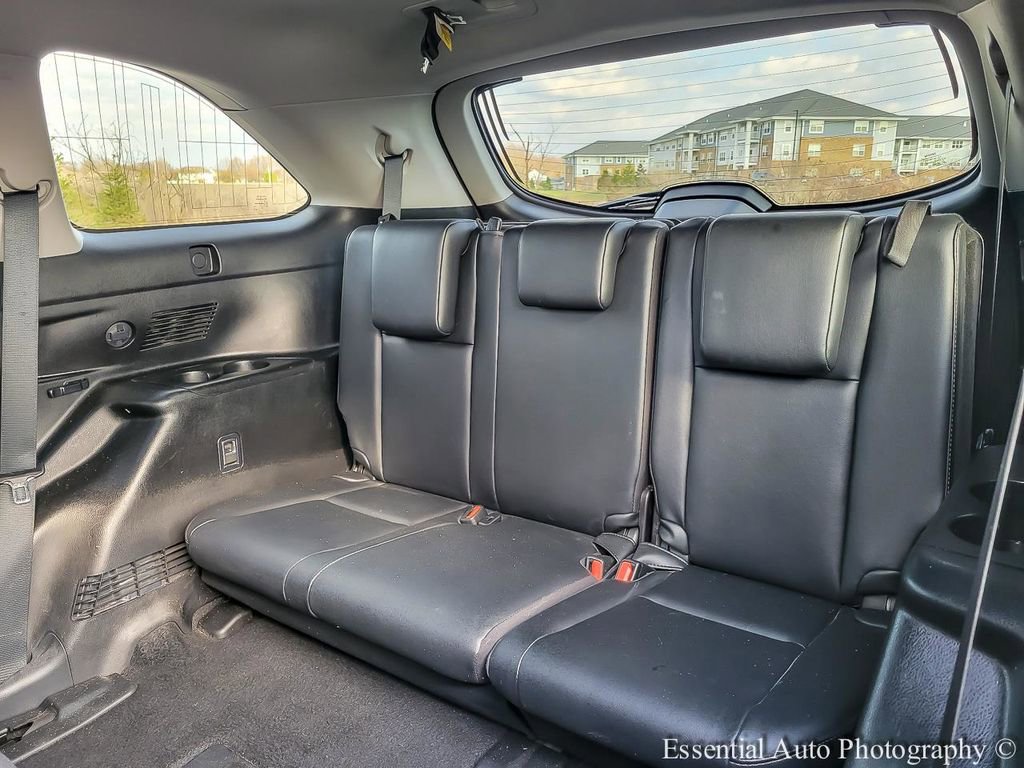 Used 2019 Toyota Highlander XLE AWD/4WD image 12