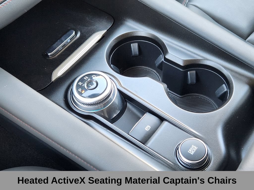 Used 2025 Ford Explorer Active w/ Active Comfort Package AWD/4WD image 12