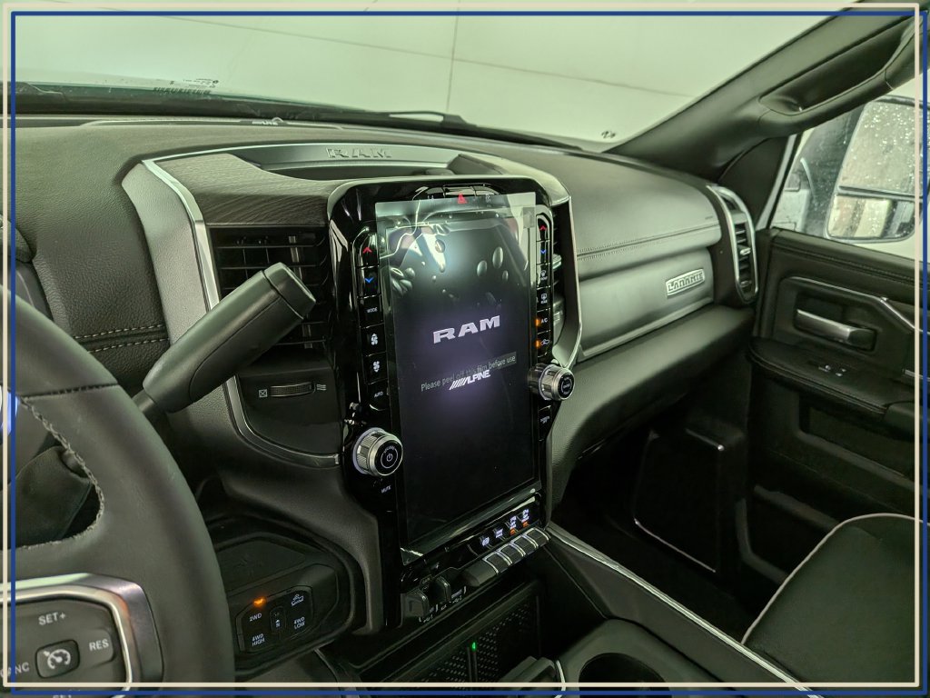 New 2026 RAM 2500 Laramie AWD/4WD image 23