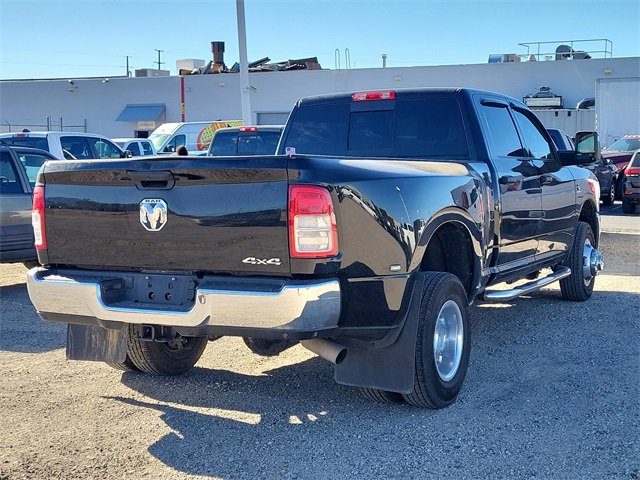 Used 2024 RAM 3500 Tradesman w/ Chrome Appearance Group image 10