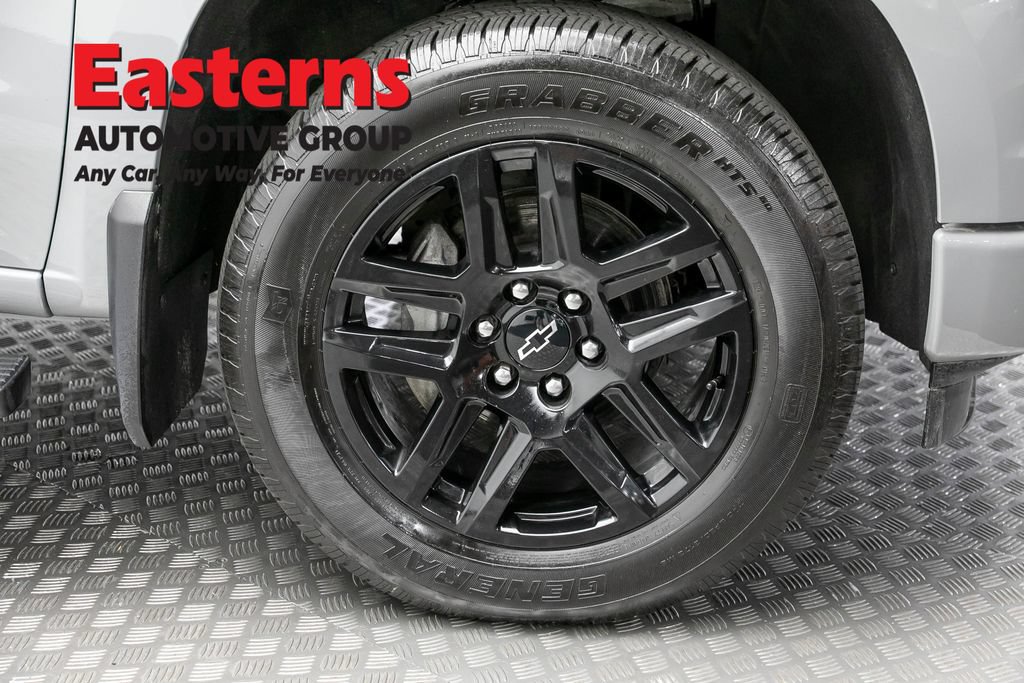 Used 2024 Chevrolet Silverado 1500 Custom AWD/4WD image 31
