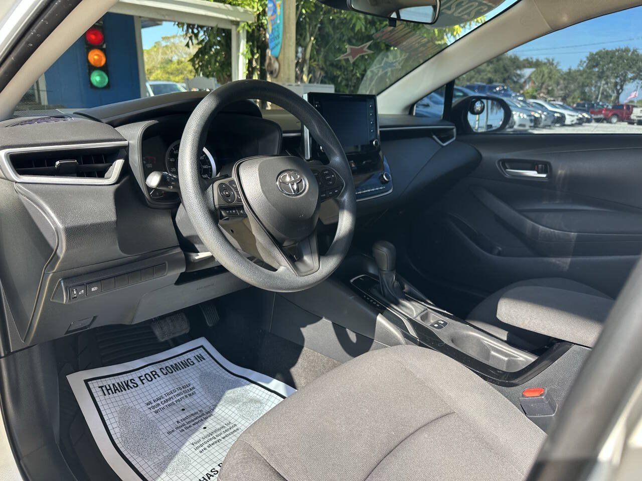 Used 2020 Toyota Corolla LE FWD image 21