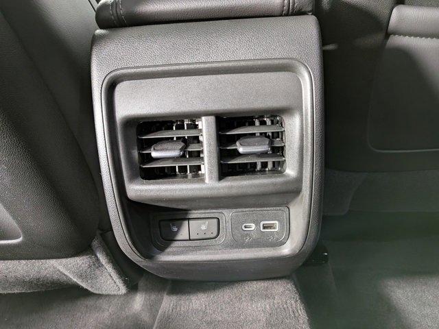 Certified 2022 Cadillac XT4 Premium Luxury w/ Enhanced Visibility Package image 31