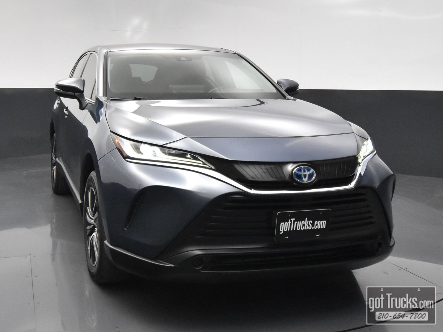 Used 2024 Toyota Venza LE AWD/4WD image 43