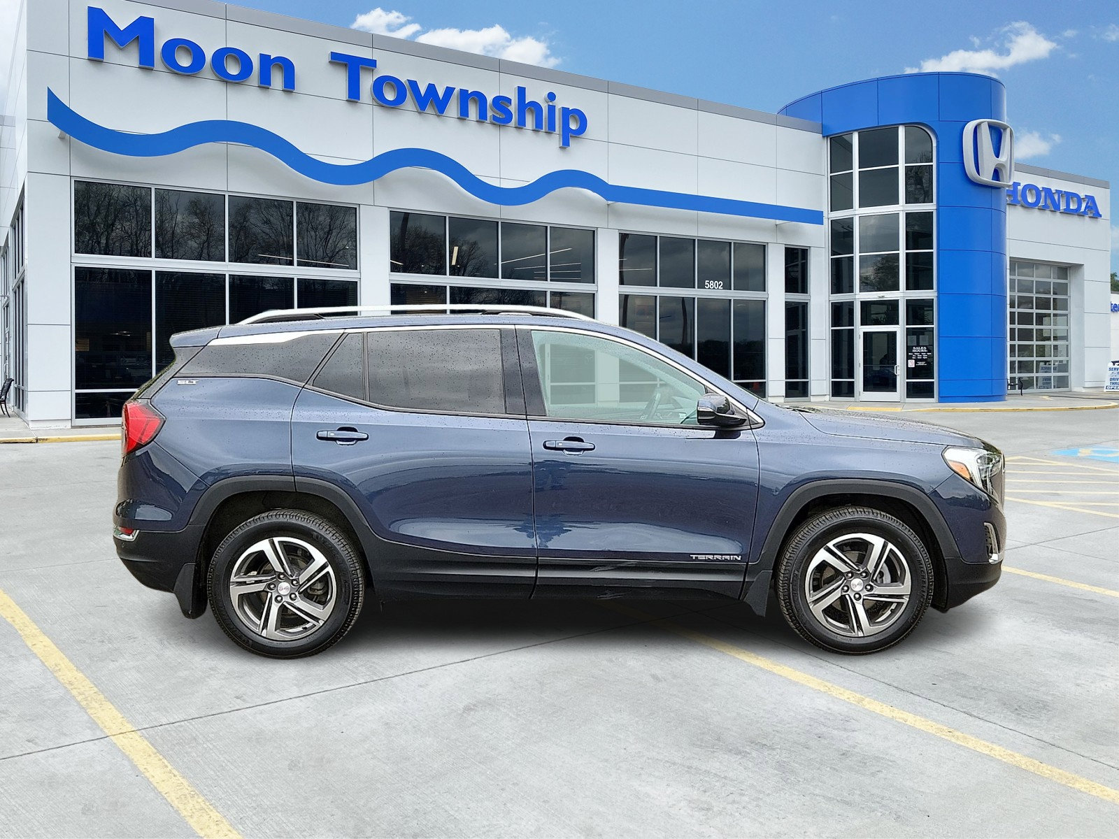 Used 2019 GMC Terrain SLT w/ Preferred Package AWD/4WD image 7