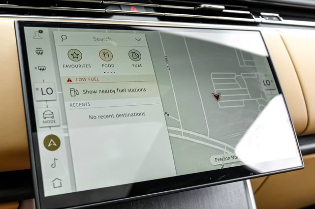 New 2026 Land Rover Range Rover SE AWD/4WD image 40