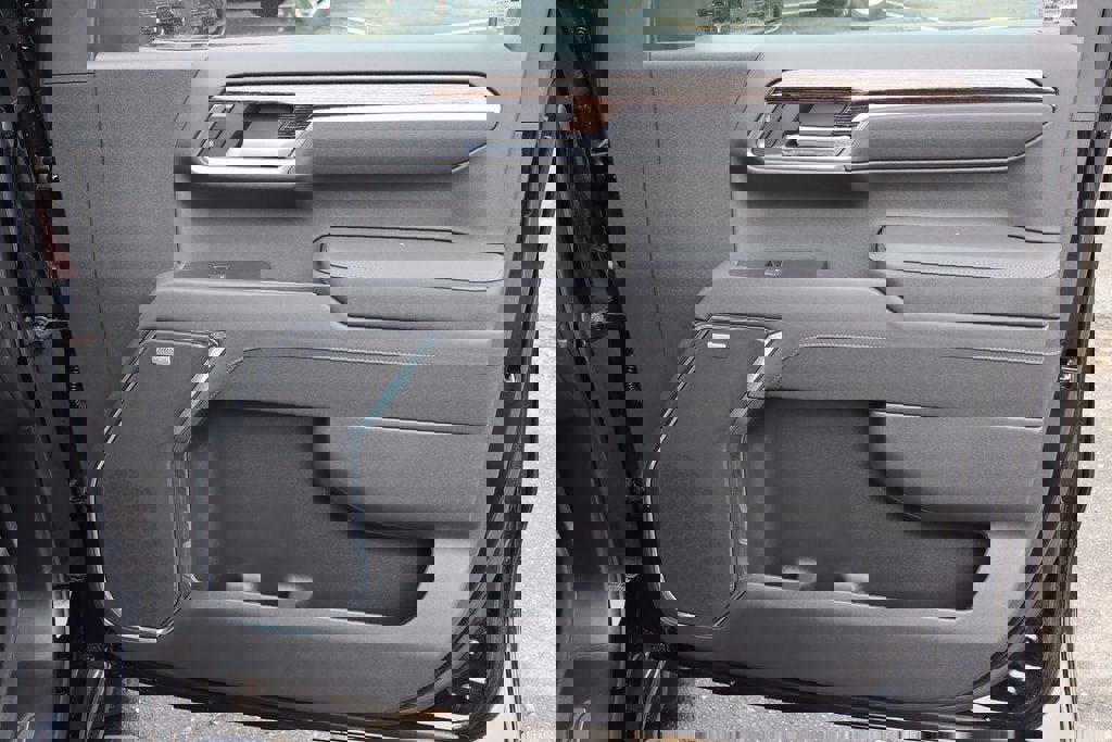 New 2026 GMC Sierra 1500 Elevation w/ Elevation Premium Package image 24